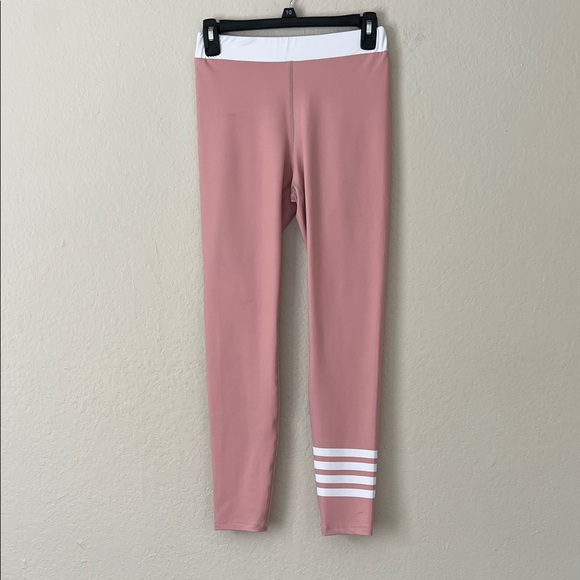 NWOT Maasai Activewear Compression Leggings in Pink in Size M - Picture 2 of 11